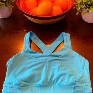 Lululemon sports bra